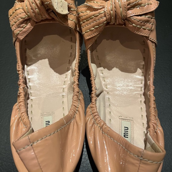 MIU MIU PREPPY STYLE BALLET FLATS - Picture 5 of 5